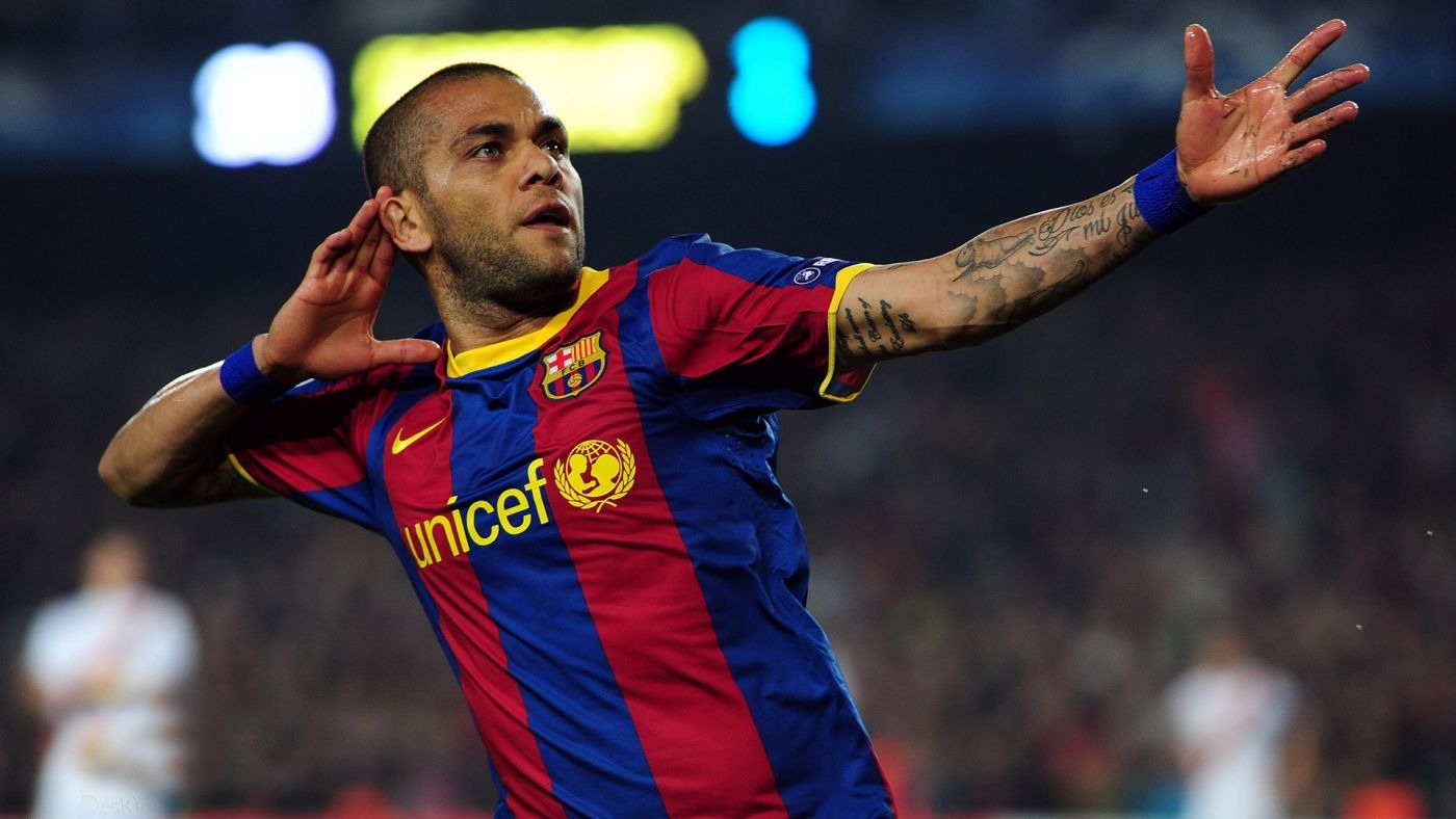 罗伯特·桑切斯因肌肉问题缺席切尔西对阵曼城的比赛，而韦斯利·福法纳今晨醒来出现发烧症状。[via @kierangill_DM] 来源：City Xtra